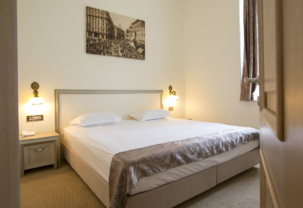 Euro Hotel Grivita 부쿠레슈티 외부 사진